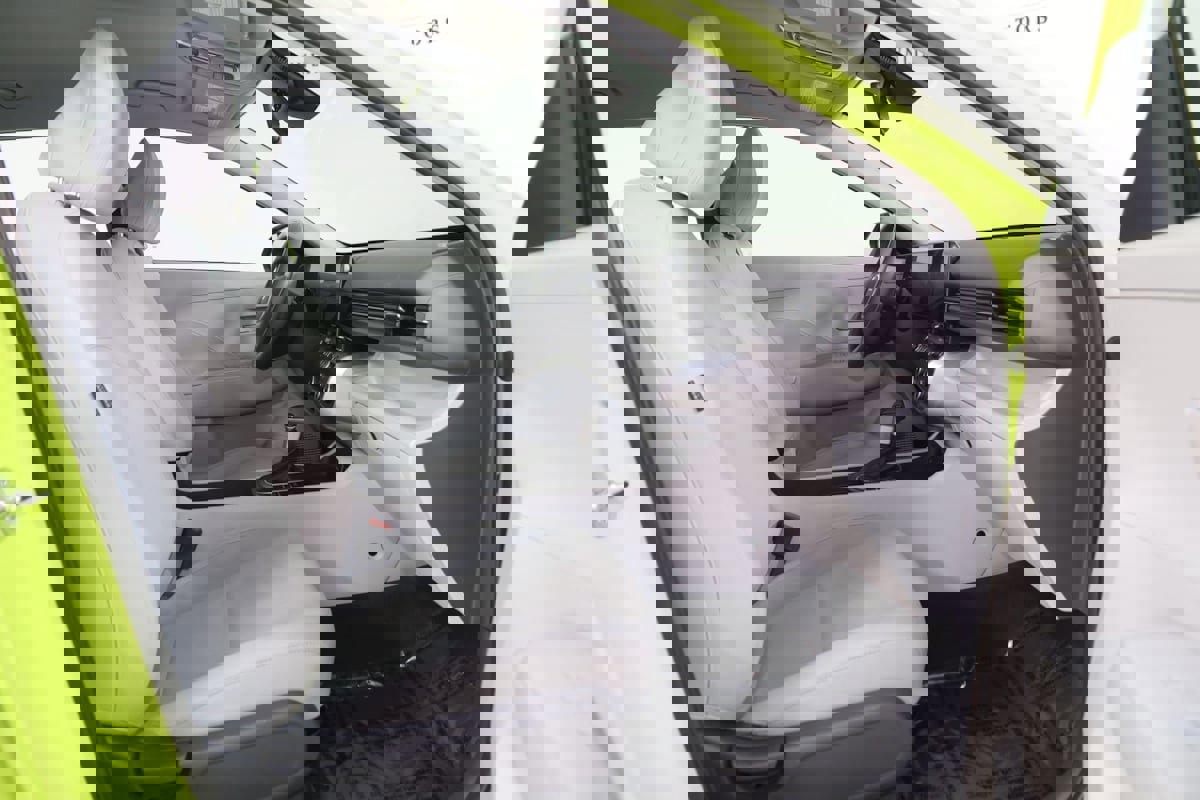 Used 2024 Hyundai Kona SE image 11