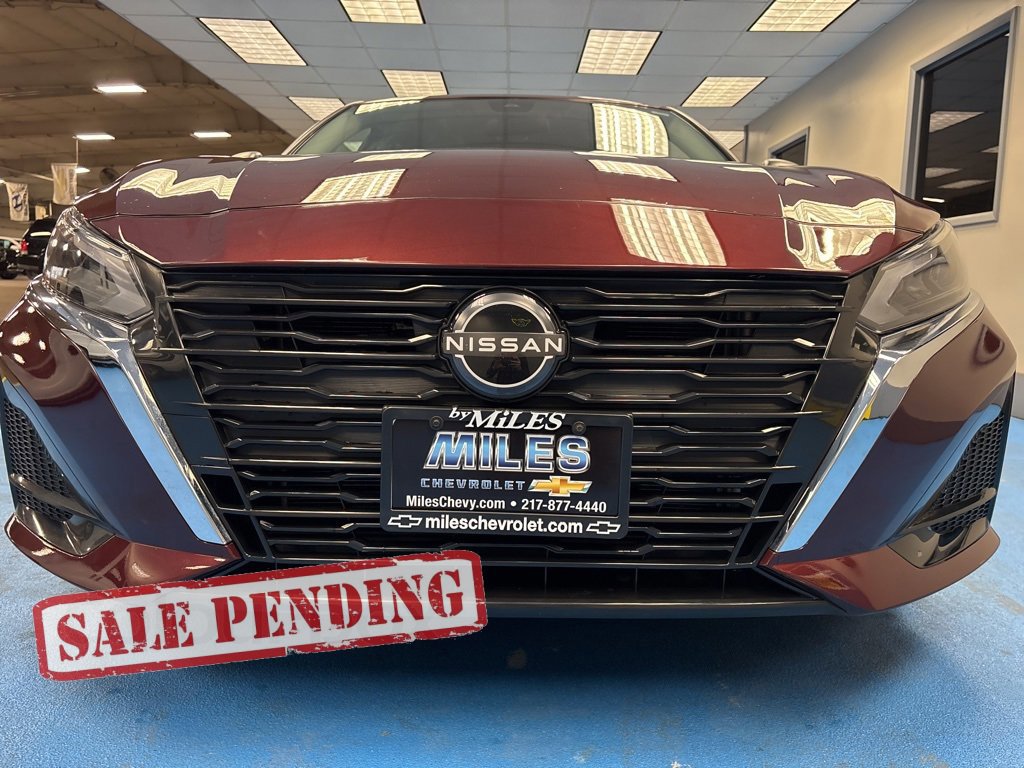 Used 2024 Nissan Altima 2.5 SV image 12