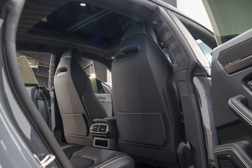 Used 2023 Lamborghini Urus S AWD/4WD image 47