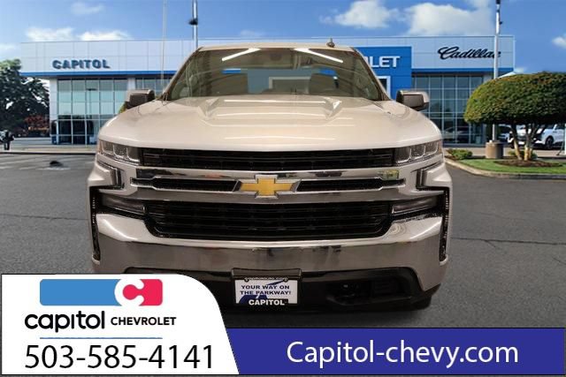 Used 2020 Chevrolet Silverado 1500 LT w/ Trailering Package AWD/4WD image 3