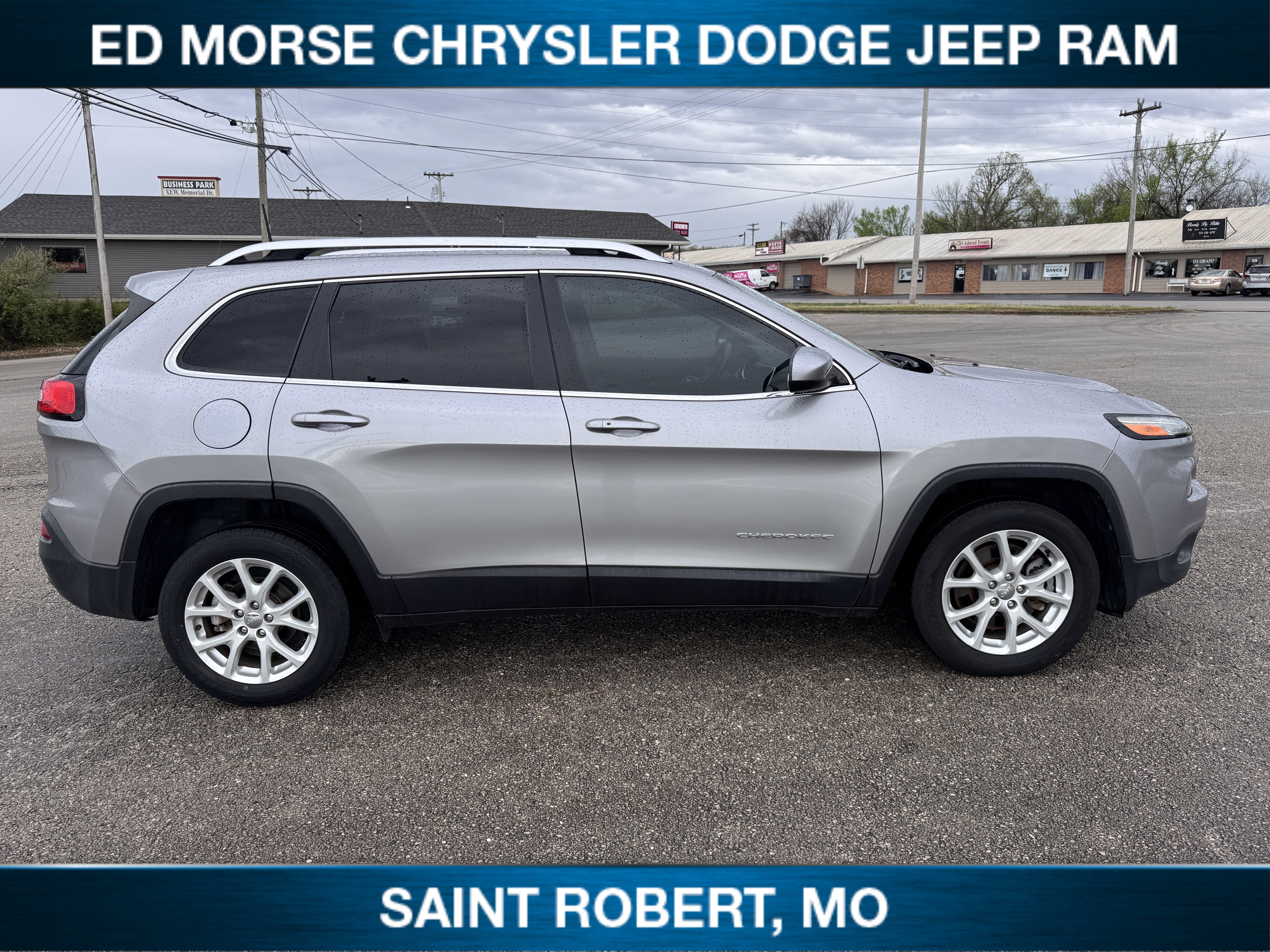 Used 2018 Jeep Cherokee Latitude Plus image 7