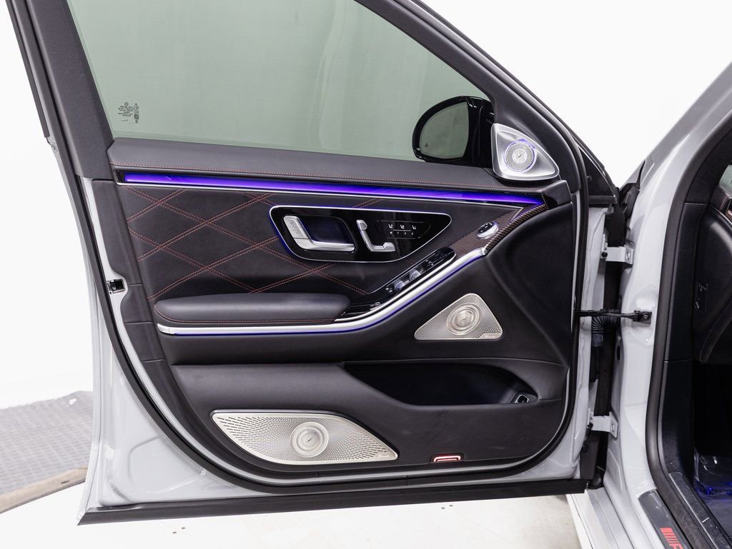 Used 2024 Mercedes-Benz S 63 AMG S w/ Rear Seat Package image 5