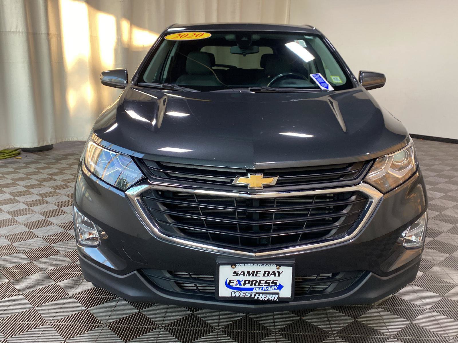 Used 2020 Chevrolet Equinox LT w/ Driver Convenience Package FWD image 5
