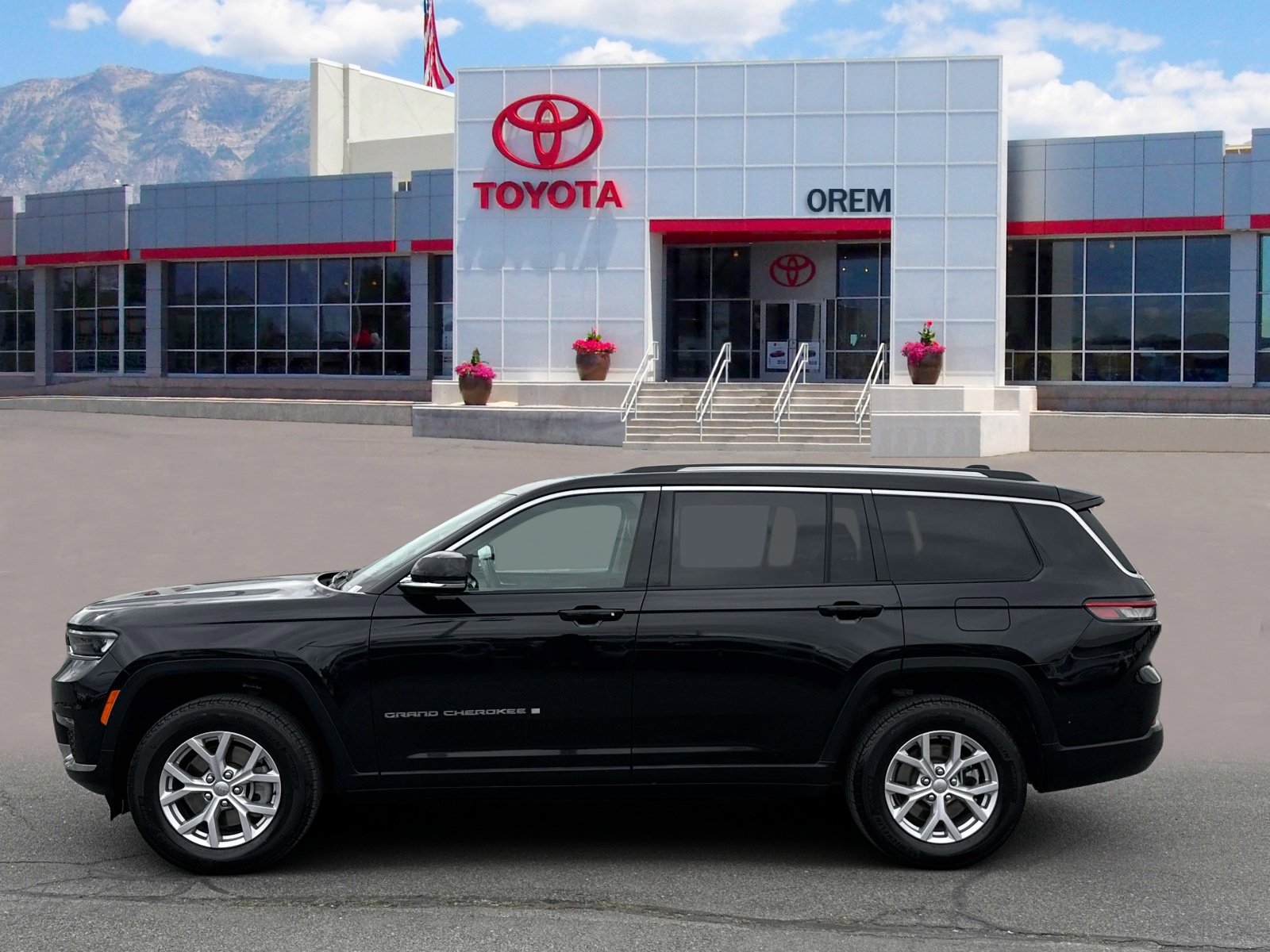 Used 2021 Jeep Grand Cherokee L Limited AWD/4WD image 6