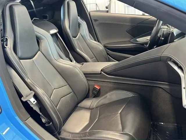 Used 2025 Chevrolet Corvette Z06 RWD image 22
