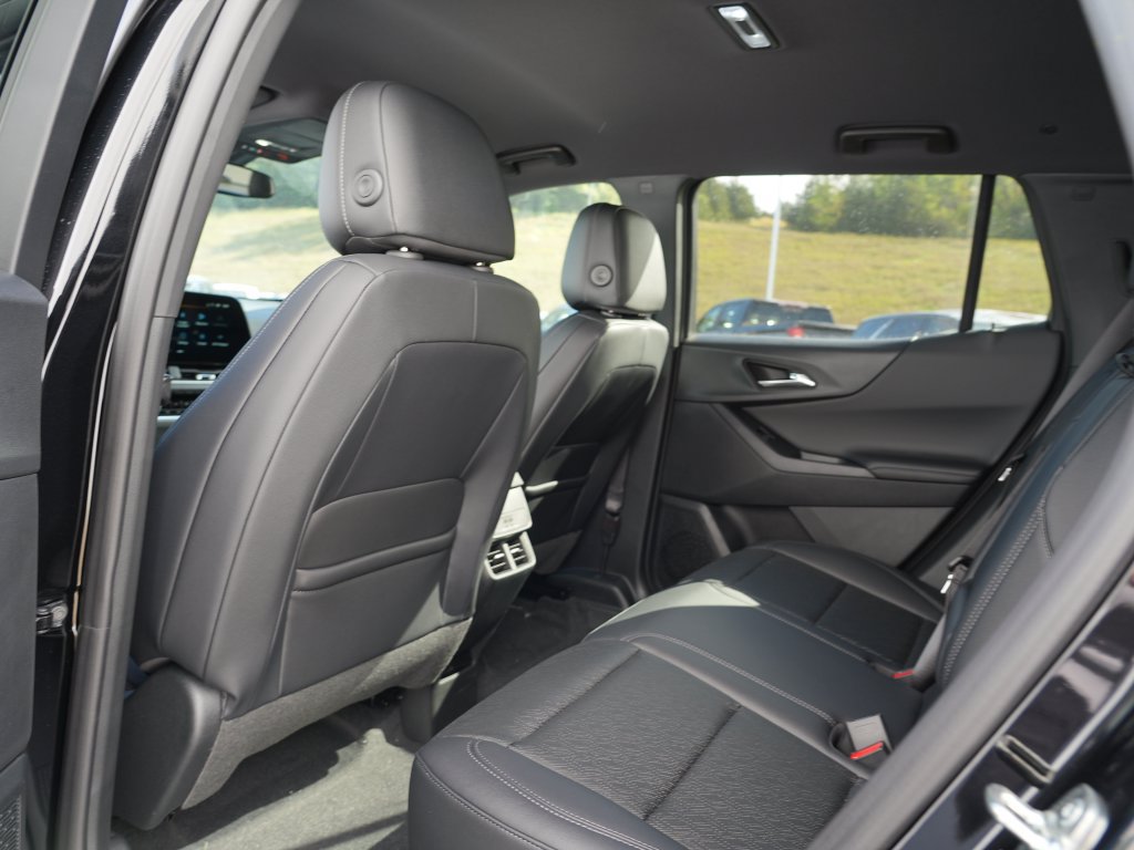 New 2027 Chevrolet Equinox LT w/ Convenience Package II AWD/4WD image 10