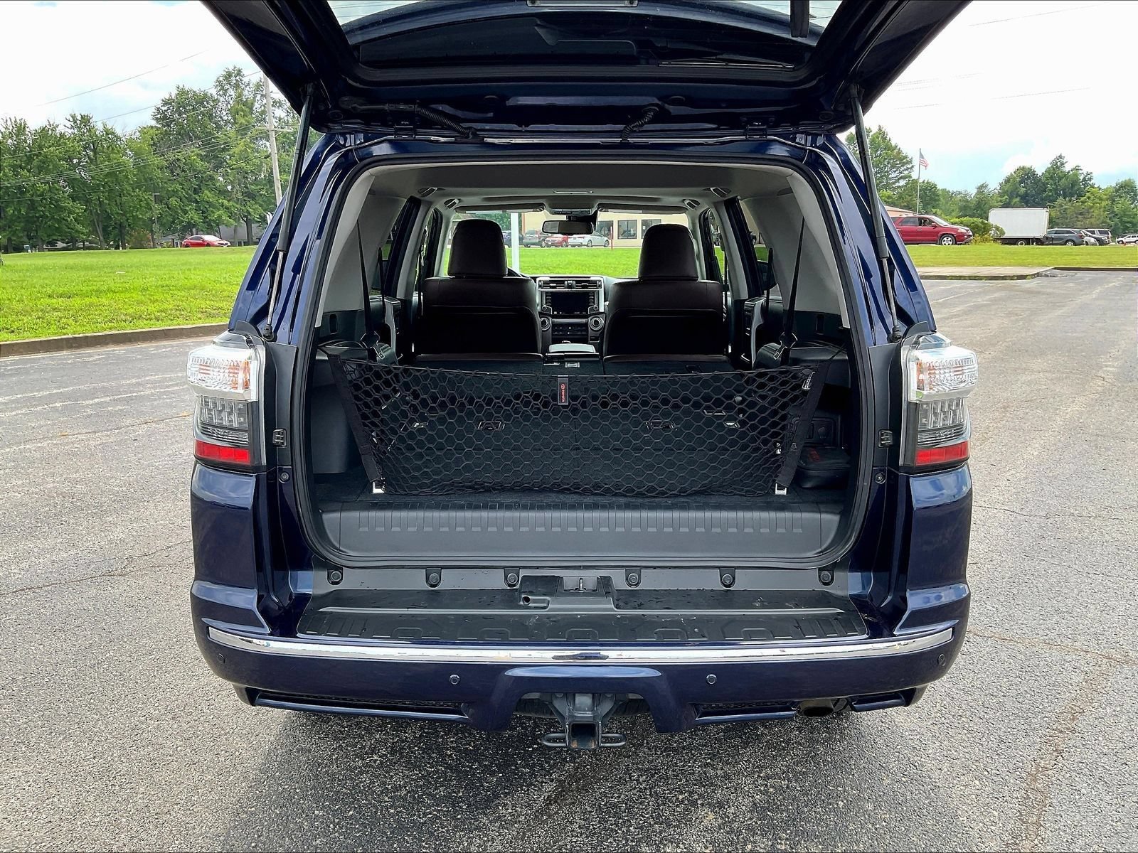 Used 2022 Toyota 4Runner Limited AWD/4WD image 19