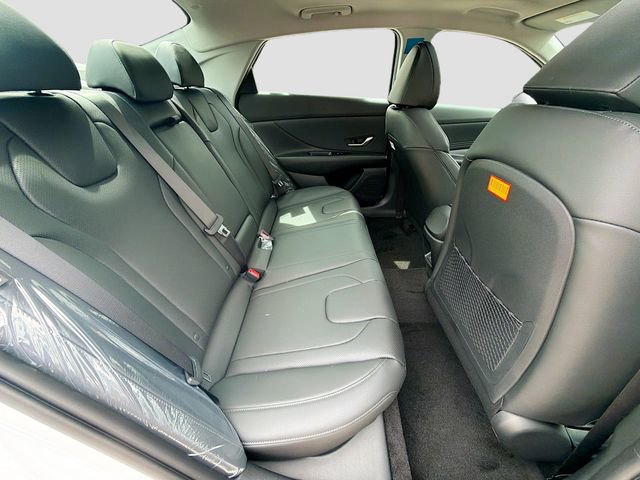 New 2026 Hyundai Elantra Limited FWD image 29