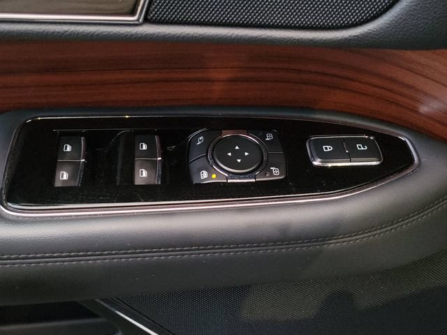 Used 2024 Lincoln Navigator Premiere AWD/4WD image 16