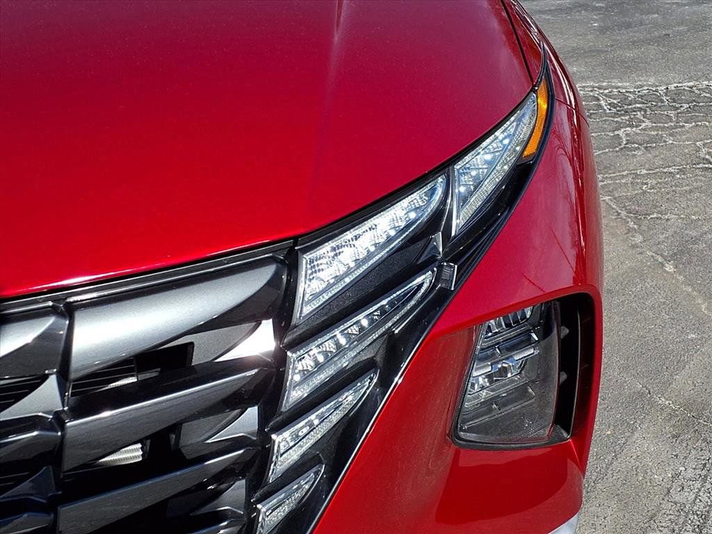 Used 2024 Hyundai Tucson SE image 30