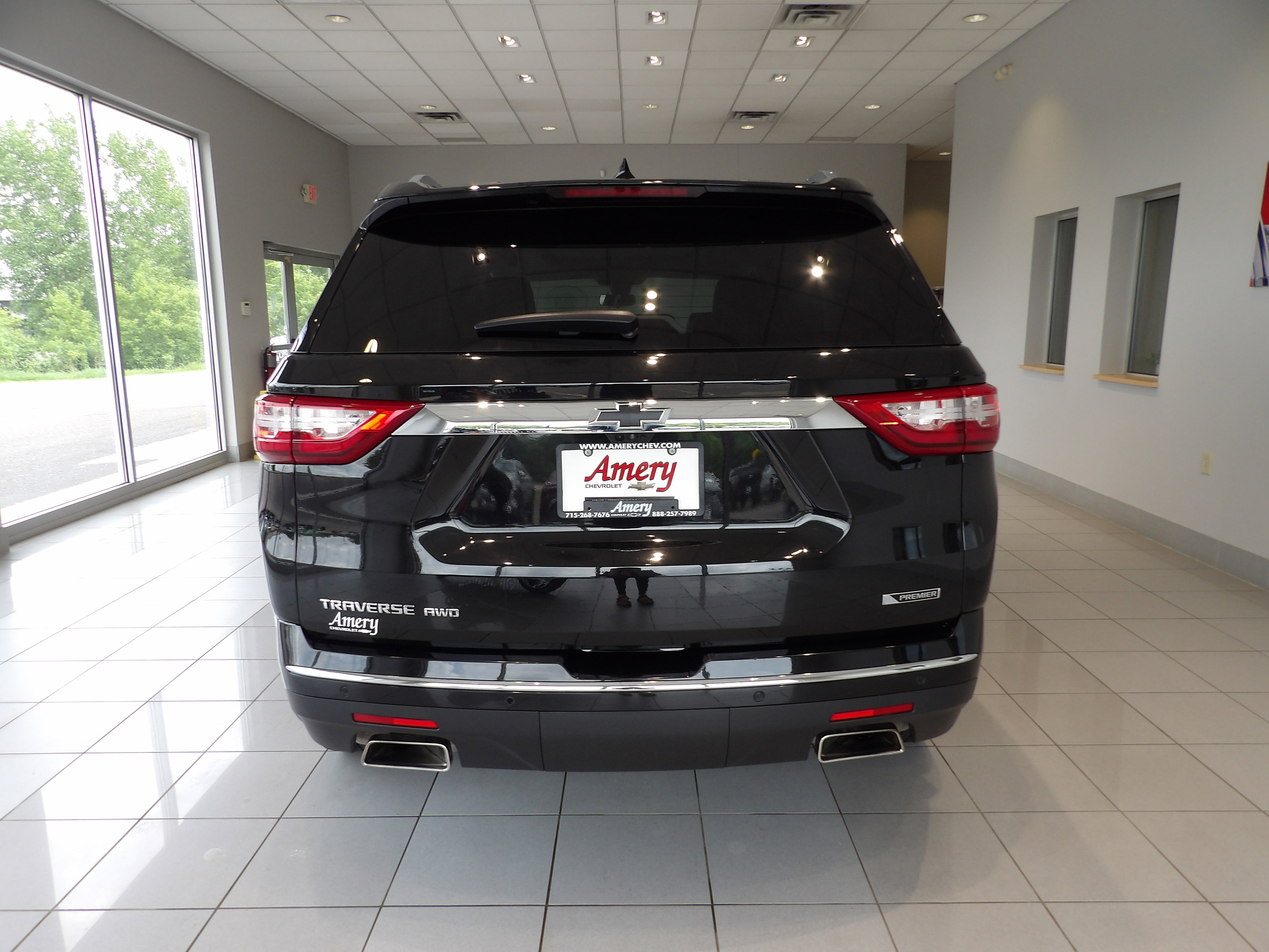 Used 2018 Chevrolet Traverse Premier AWD/4WD image 5