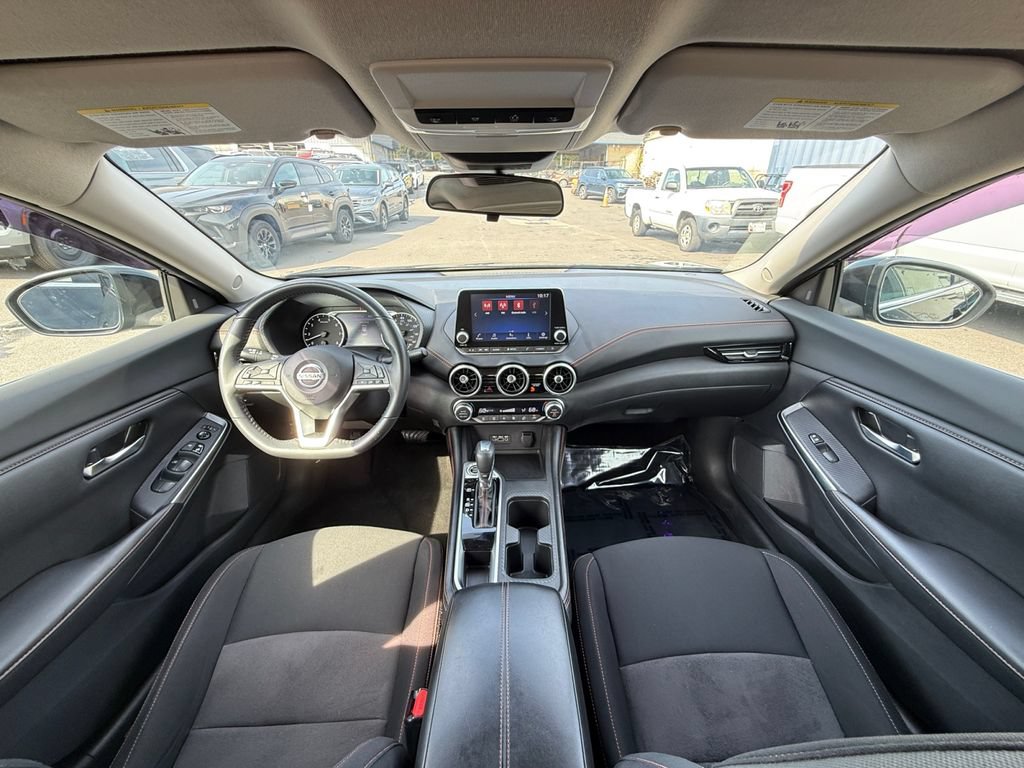 Used 2022 Nissan Sentra SR w/ Midnight Edition FWD image 21