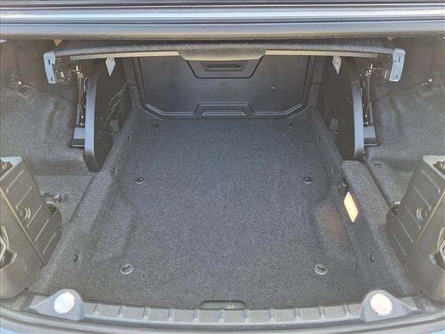 Used 2018 BMW M4 Convertible RWD image 6