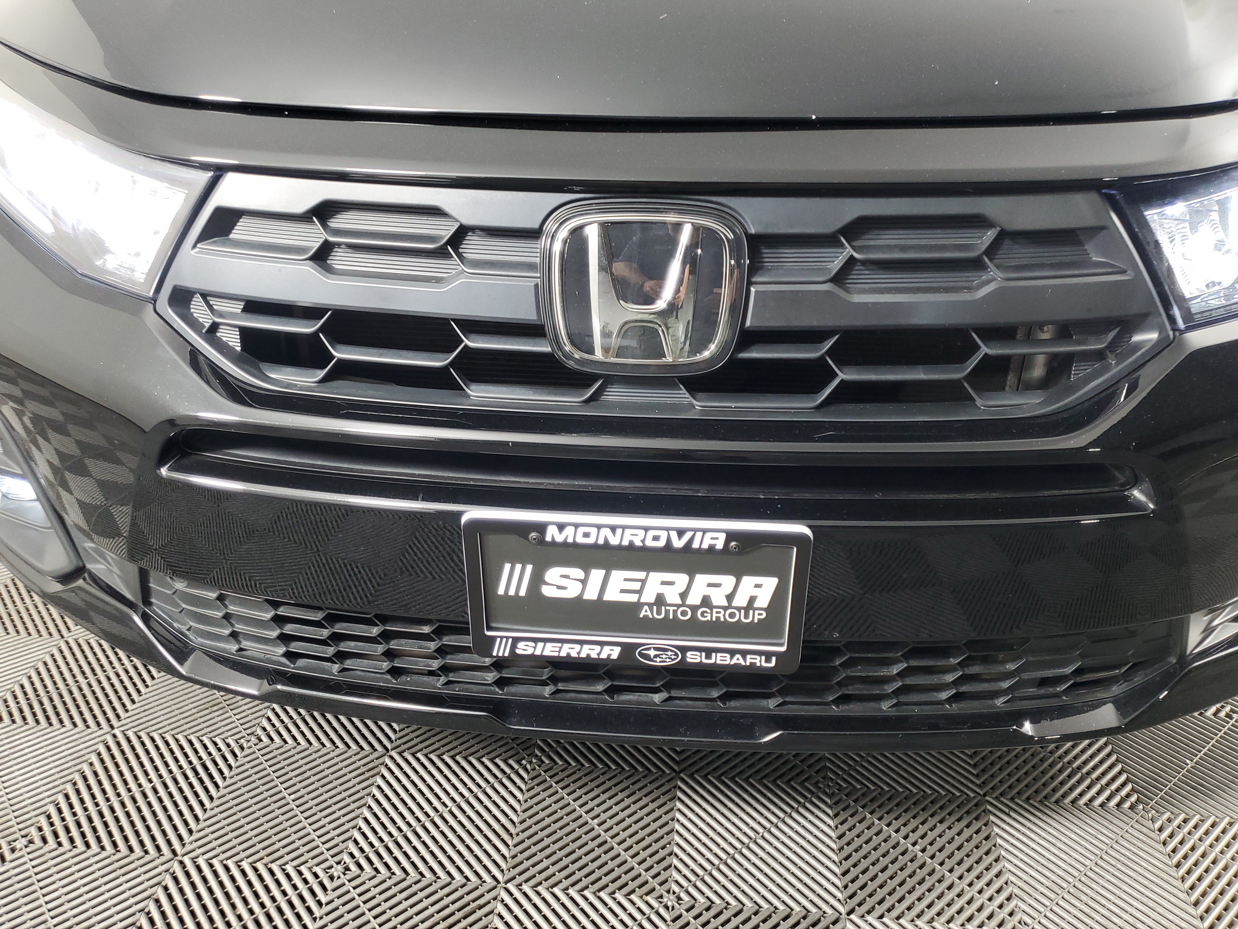Used 2025 Honda Odyssey EX-L image 10