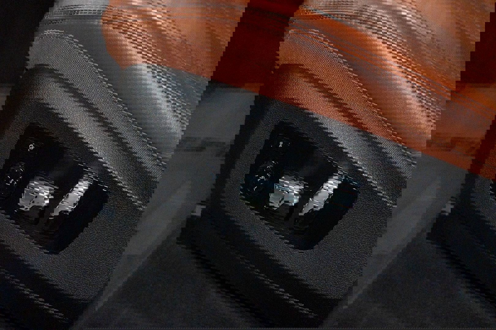 Used 2023 BMW X7 M60i image 20