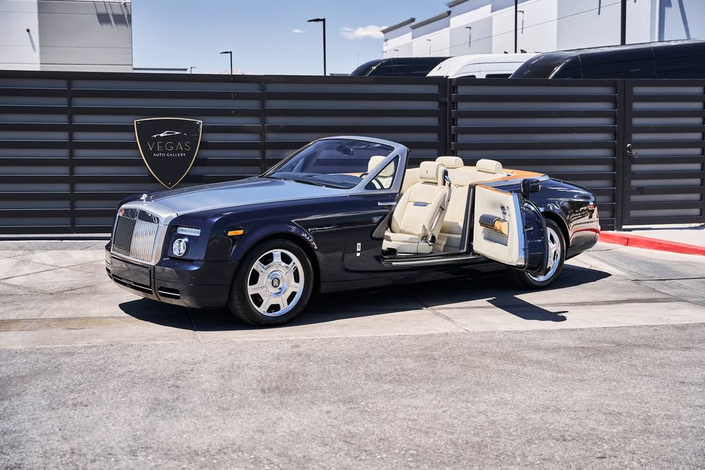 Used 2009 Rolls-Royce Phantom Drophead Coupe RWD image 5