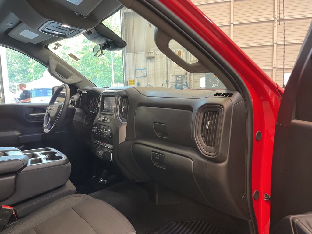 Used 2024 Chevrolet Silverado 1500 Custom AWD/4WD image 29