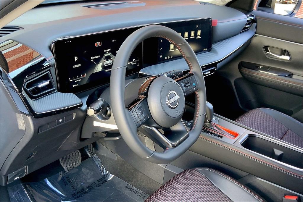 New 2026 Nissan Kicks SR w/ Cold Weather Package image 7