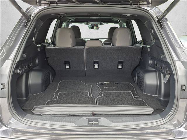 Used 2026 Subaru Forester Premium AWD/4WD image 6