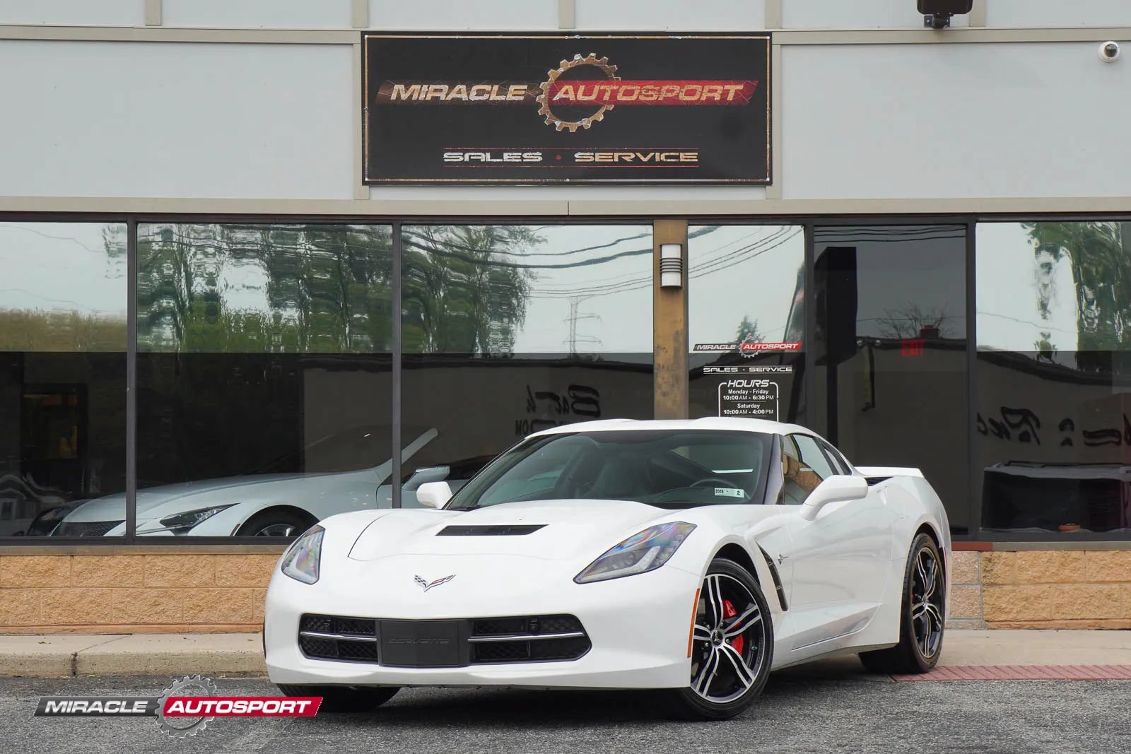 Used 2017 Chevrolet Corvette Stingray Coupe w/ 3LT Preferred Equipment Group RWD image 1