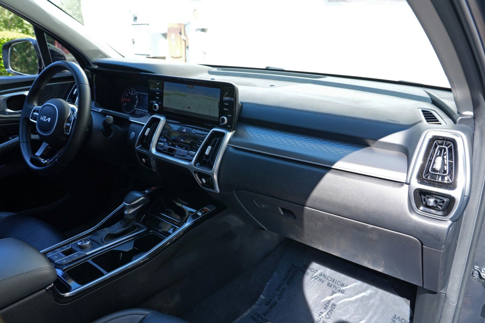 Used 2022 Kia Sorento SX FWD image 14