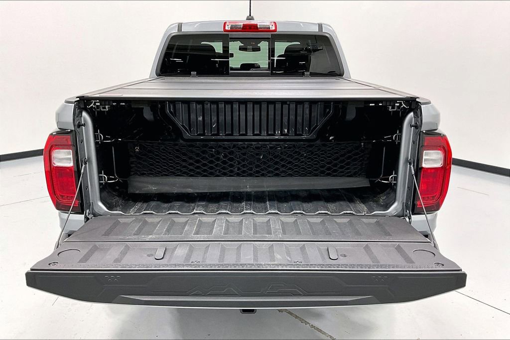 Used 2025 GMC Canyon AT4 w/ Technology Plus Package image 37