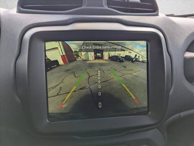 Used 2023 Jeep Renegade Trailhawk AWD/4WD image 19