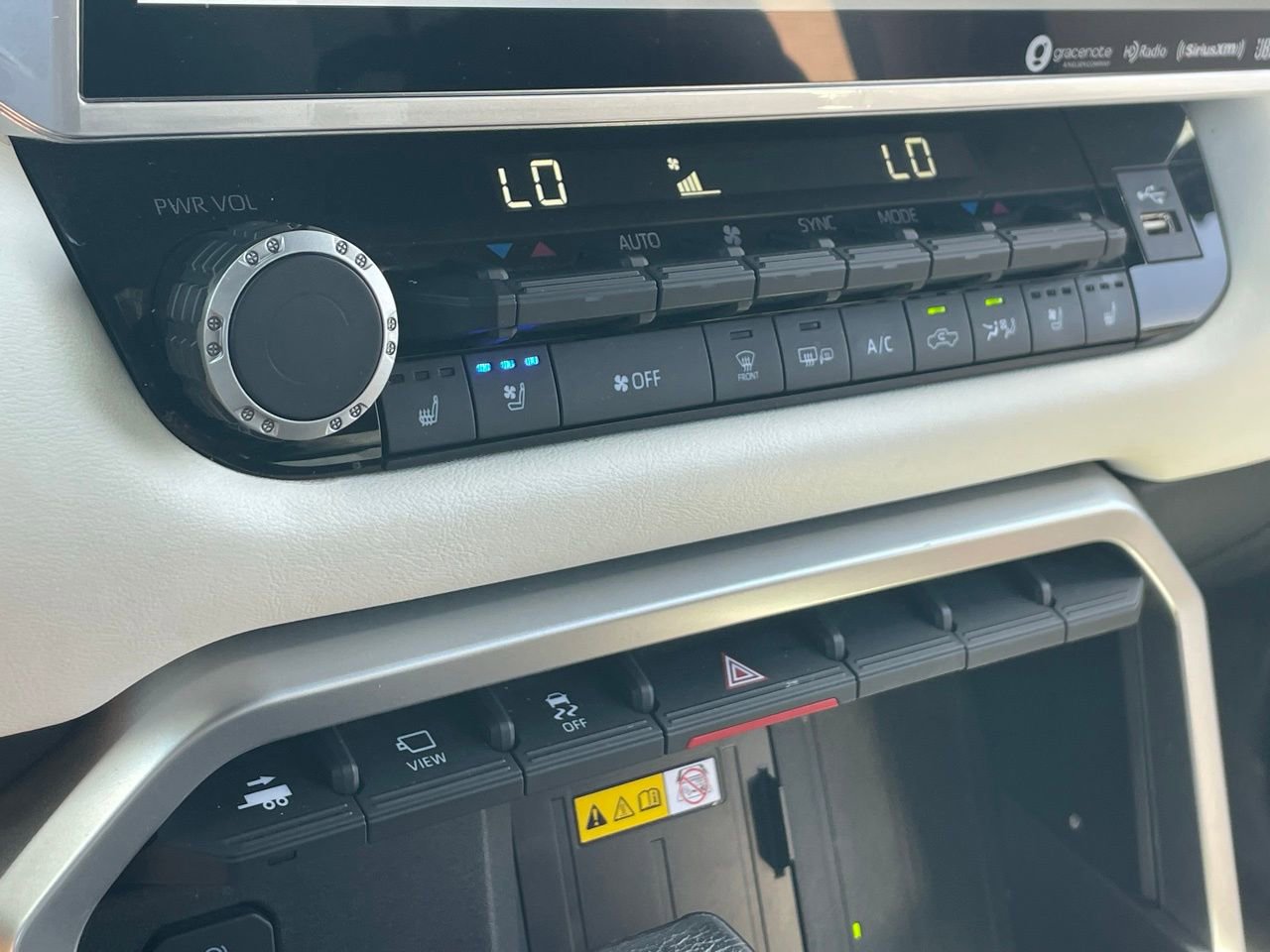 Used 2023 Toyota Tundra Capstone AWD/4WD image 9