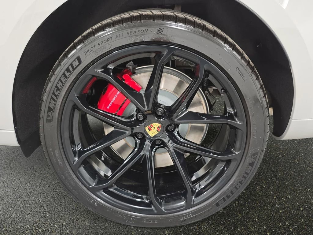 New 2026 Porsche Macan GTS AWD/4WD image 29