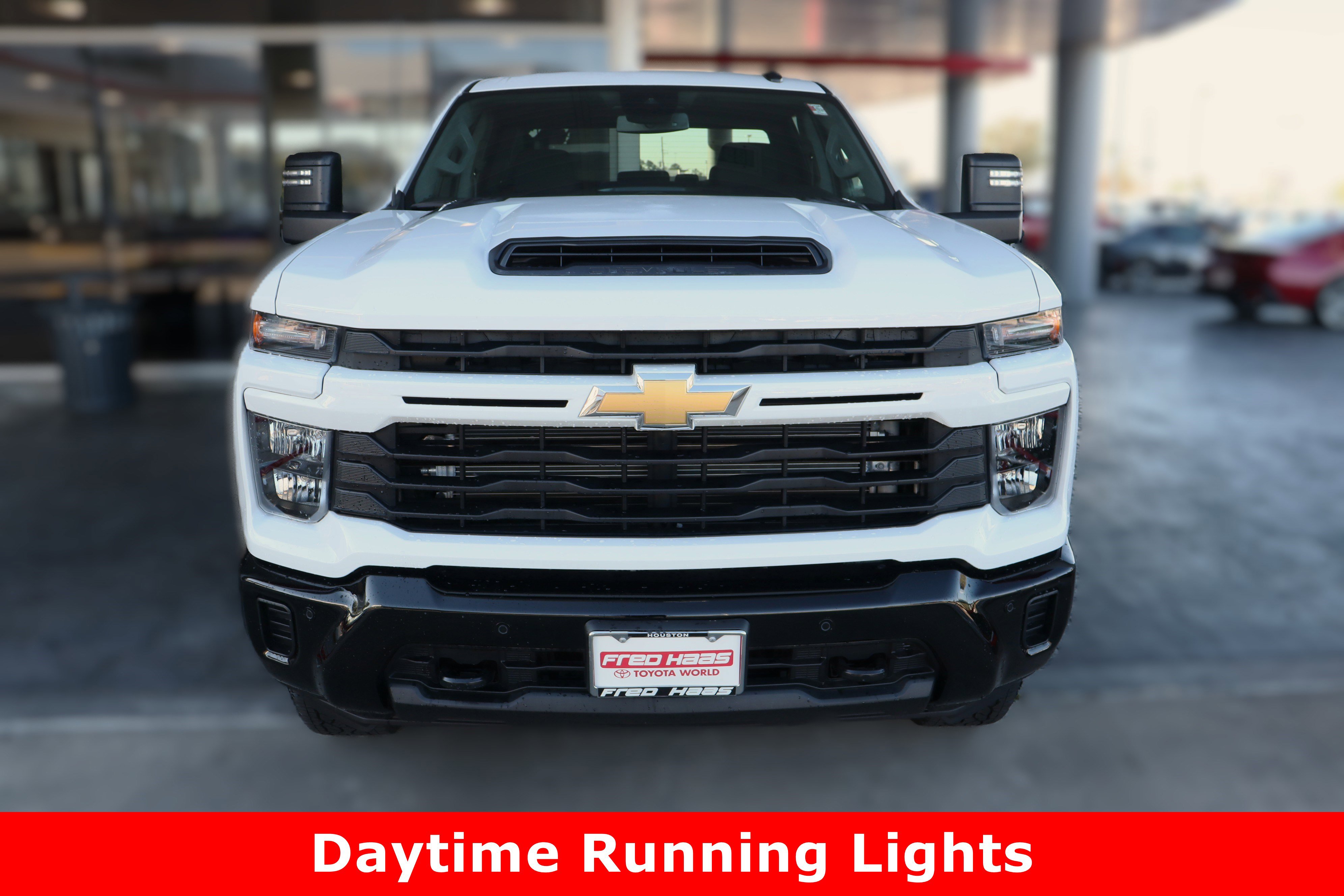 Used 2025 Chevrolet Silverado 2500 Custom w/ Custom Value Package image 3