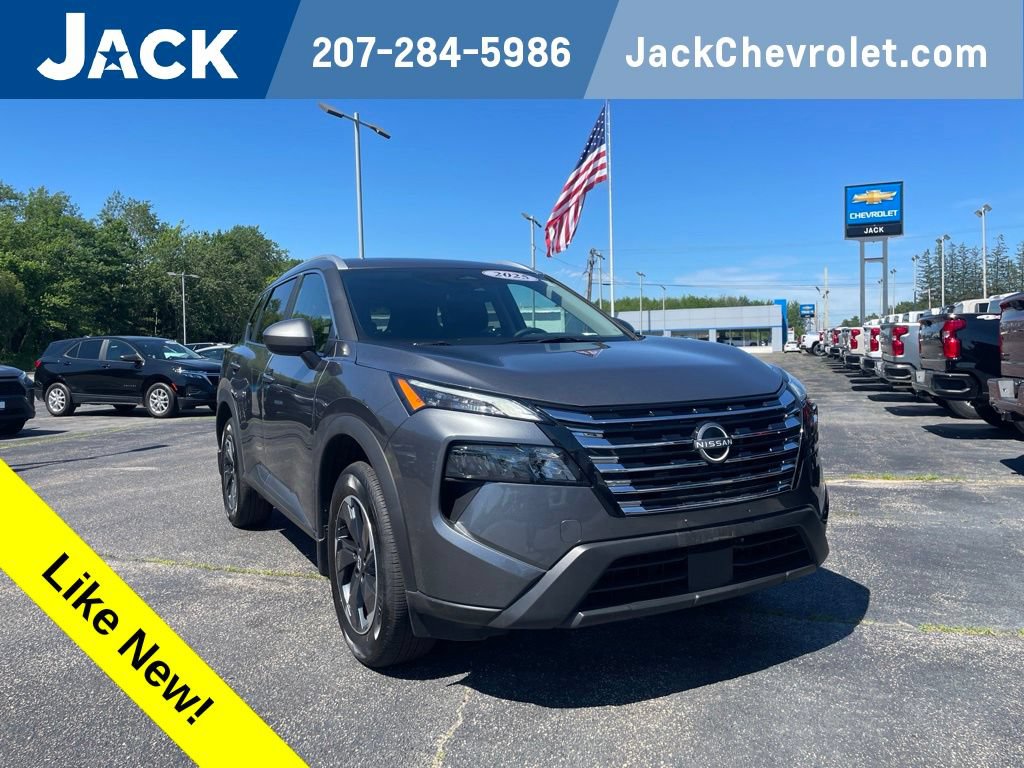 Used 2025 Nissan Rogue SV w/ SV Premium Package AWD/4WD image 1