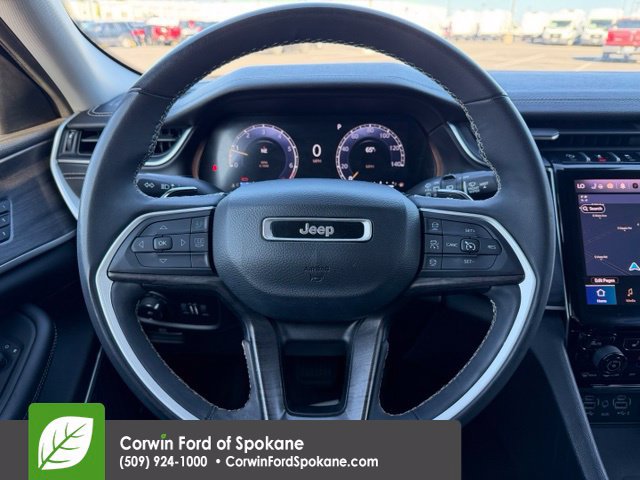 Used 2023 Jeep Grand Cherokee L Limited w/ Luxury Tech Group II AWD/4WD image 23