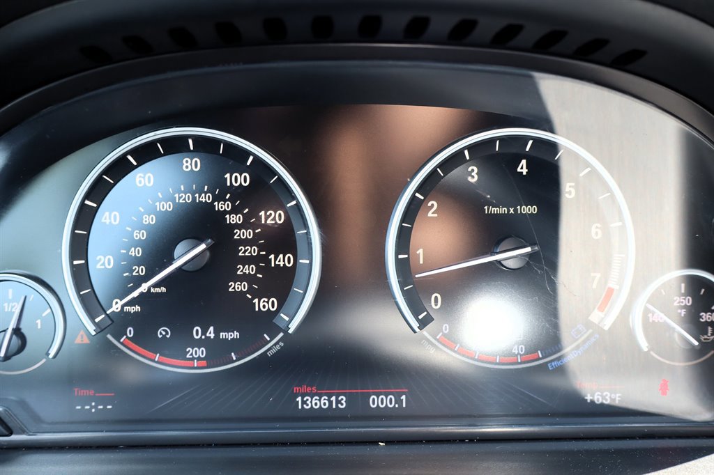 Used 2013 BMW 550i Sedan RWD image 22