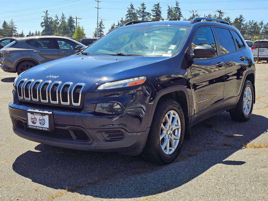 Used 2016 Jeep Cherokee Sport AWD/4WD image 4