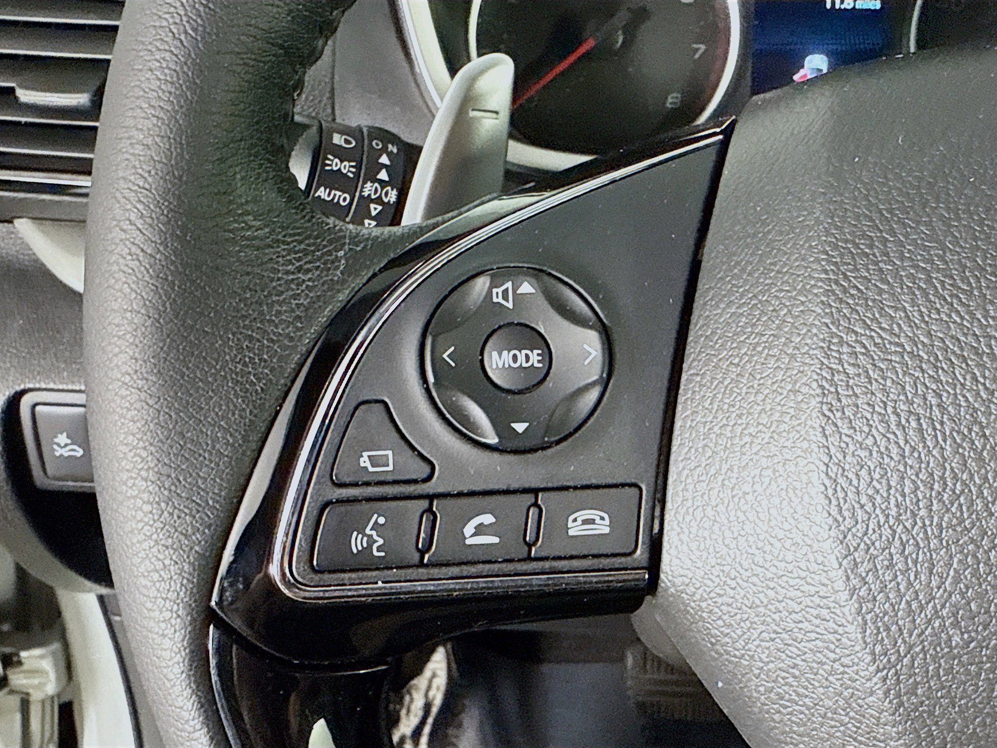 Used 2023 Mitsubishi Eclipse Cross SE image 14