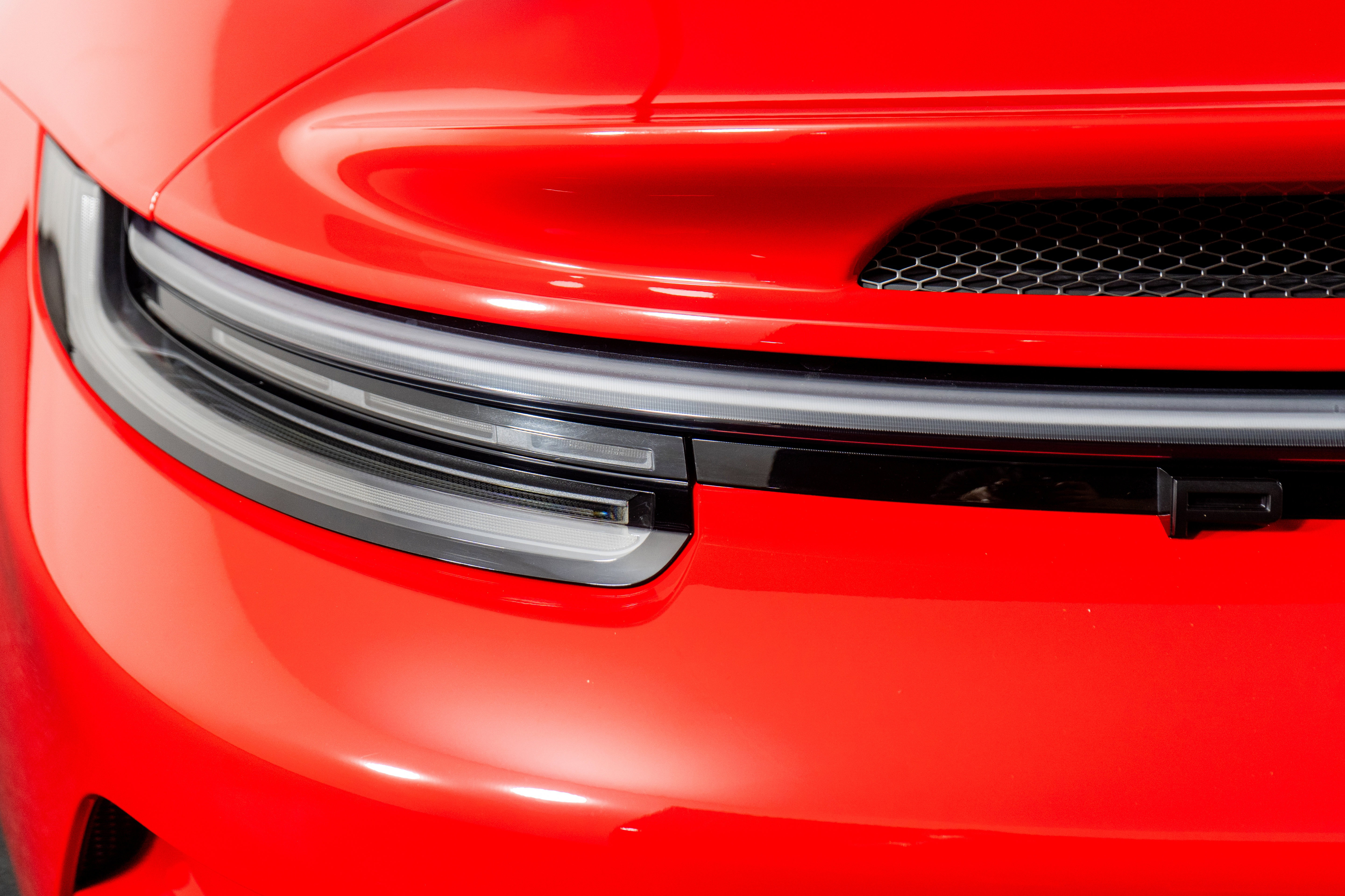Used 2024 Porsche 911 GT3 RWD image 8