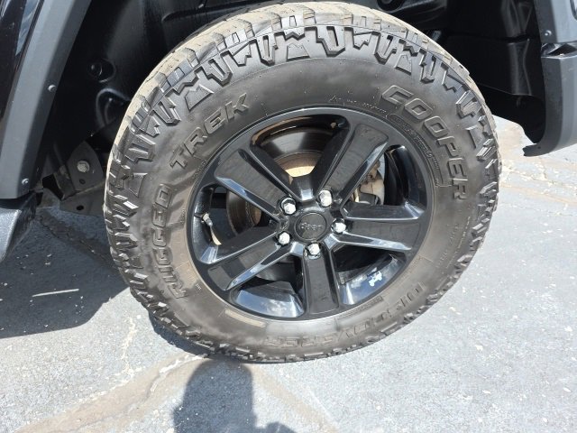 Used 2020 Jeep Wrangler Unlimited Sahara image 51