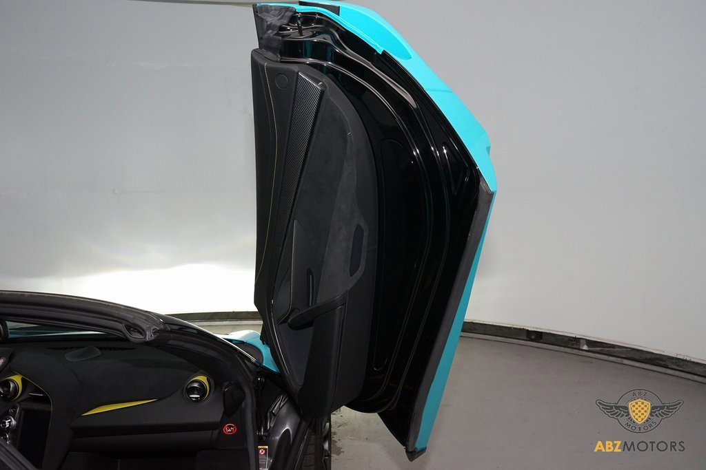 Used 2022 McLaren 720S Spider image 14