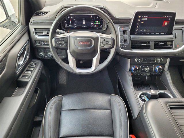 Used 2023 GMC Yukon SLT image 16