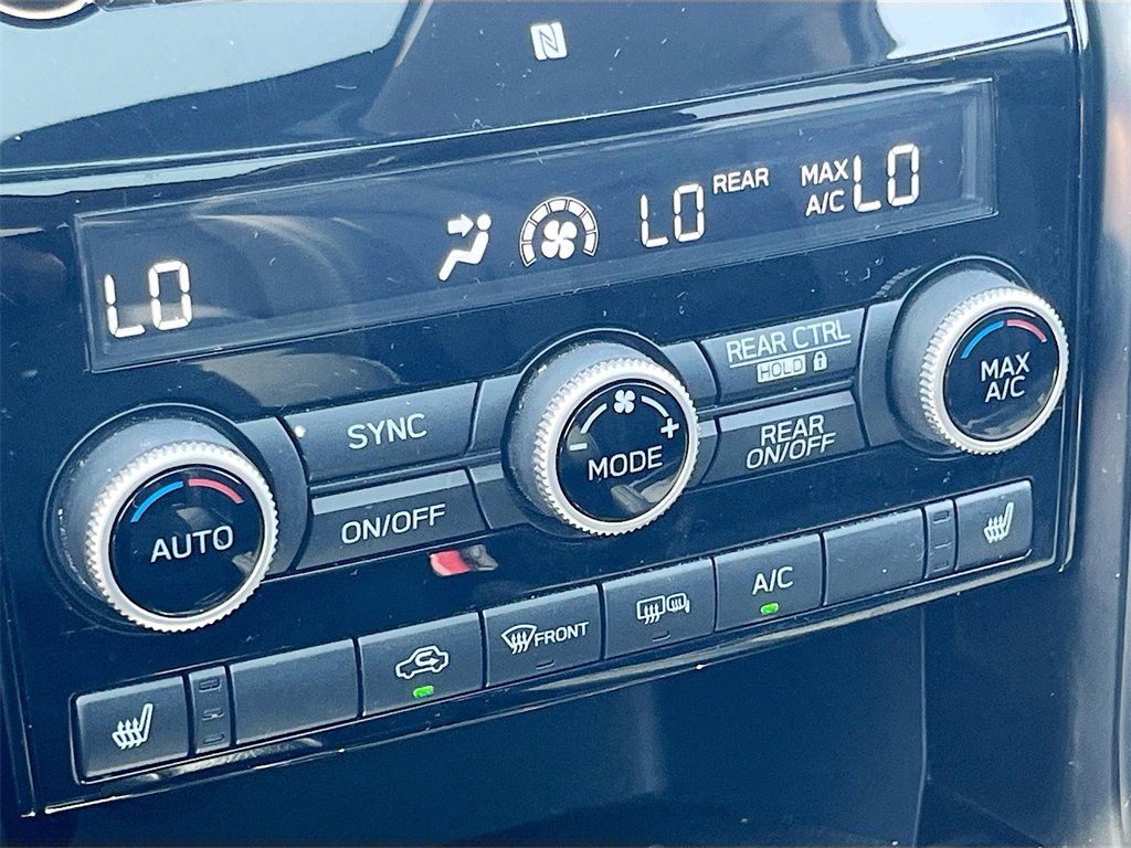 Used 2022 Subaru Ascent Onyx Edition image 16