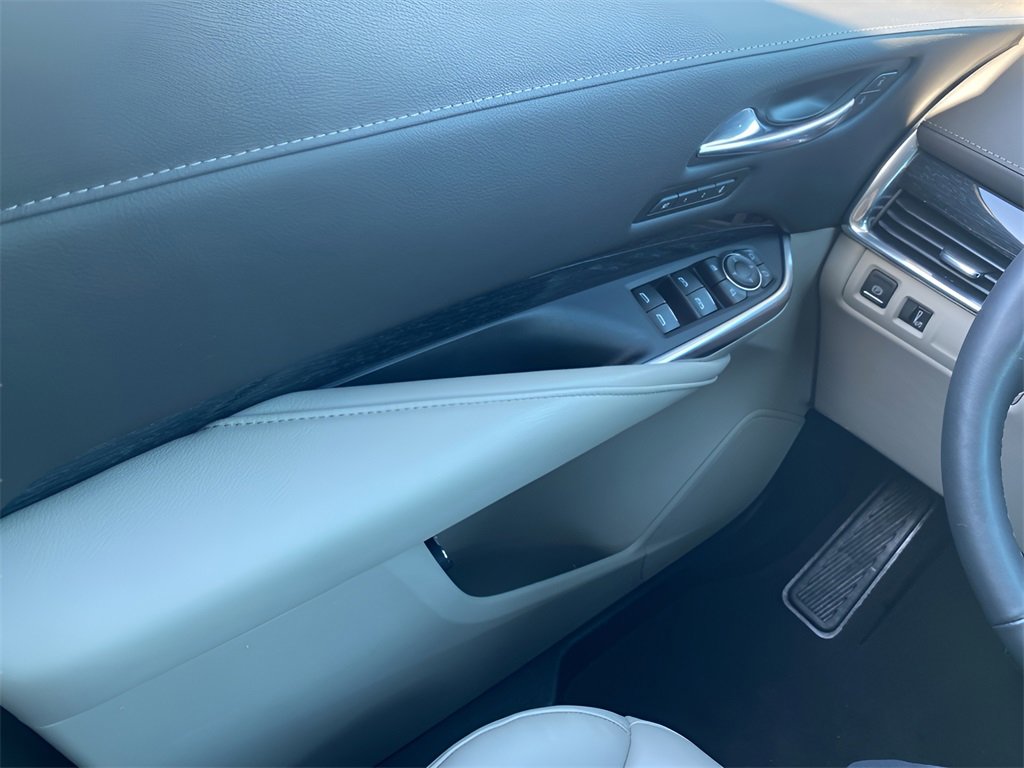 Certified 2022 Cadillac XT4 Premium Luxury w/ Enhanced Visibility Package image 26