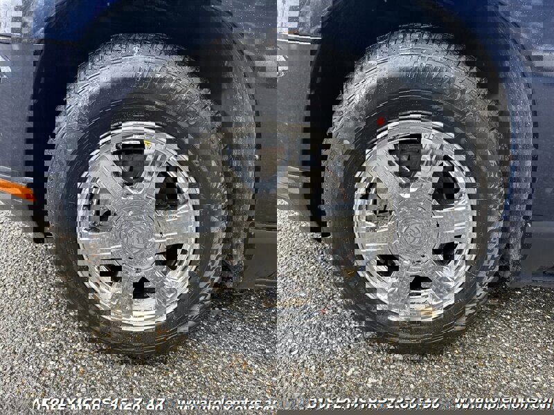 Used 2005 Chrysler Pacifica Touring w/ Heated Seat Group image 15