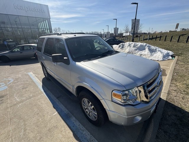 Used 2014 Ford Expedition XLT w/ Leather Seating Package image 2