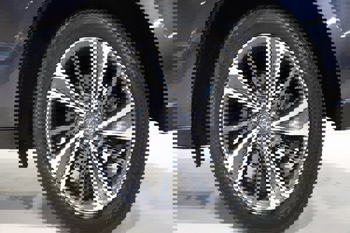 Used 2020 Acura MDX SH-AWD w/ Technology Package image 74