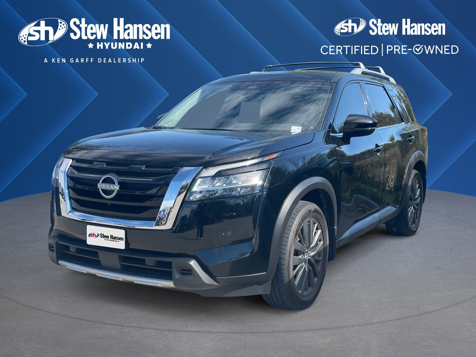 Used 2024 Nissan Pathfinder SL w/ SL Premium Package image 1