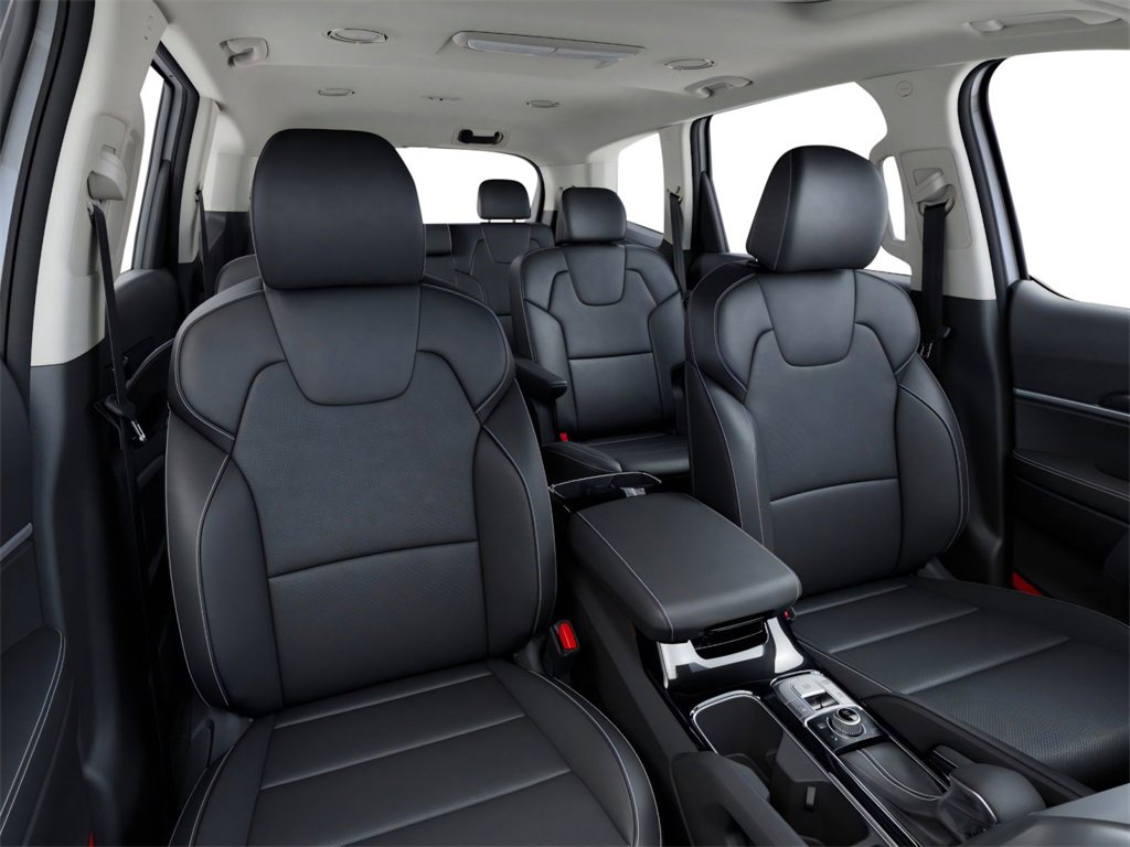 New 2025 Kia Telluride S image 15