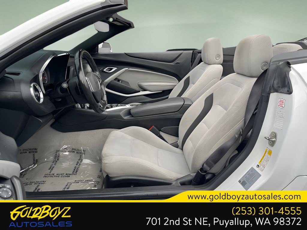 Used 2022 Chevrolet Camaro LT RWD image 14