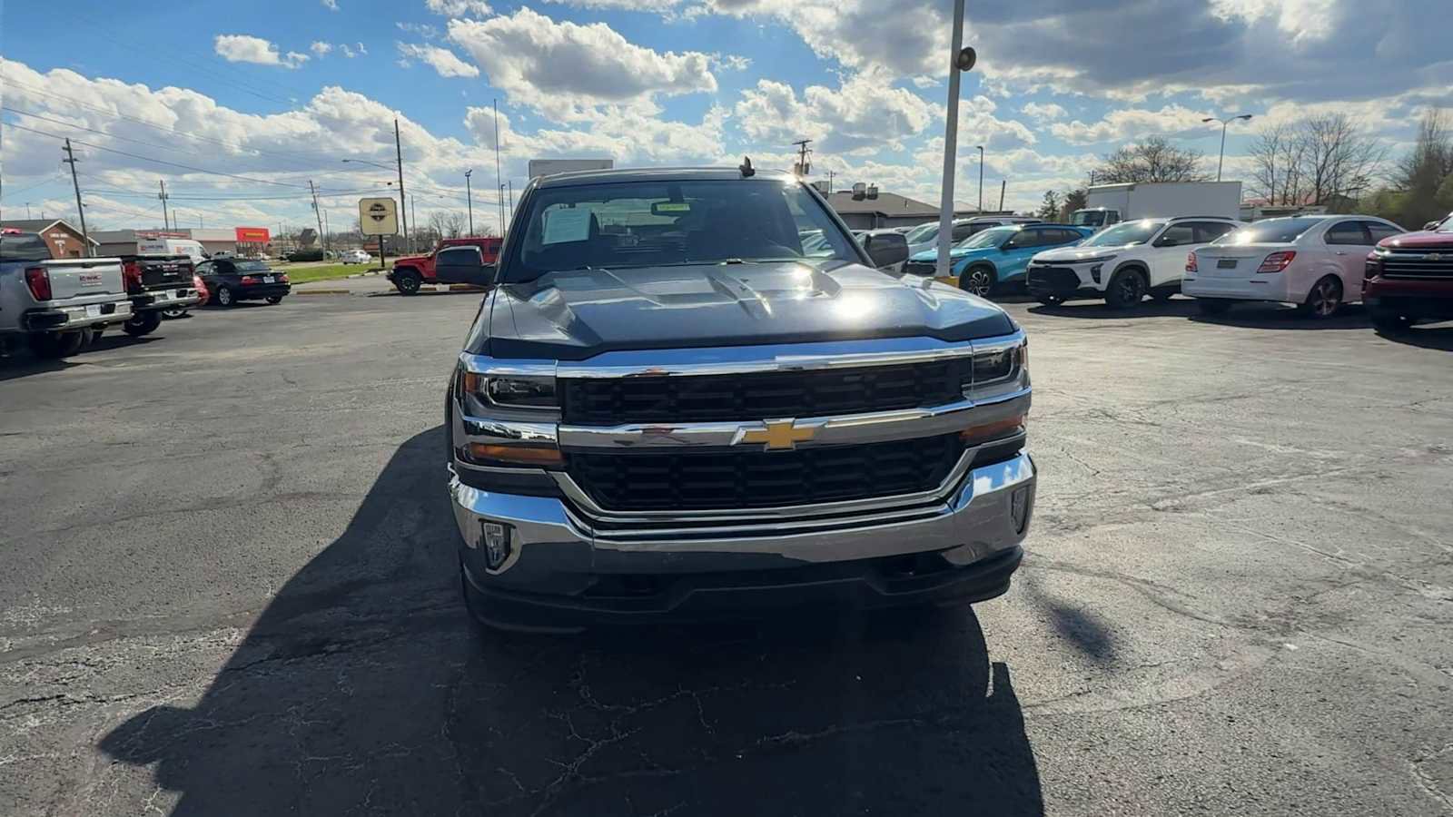 Certified 2019 Chevrolet Silverado 1500 LT w/ All Star Edition AWD/4WD image 3