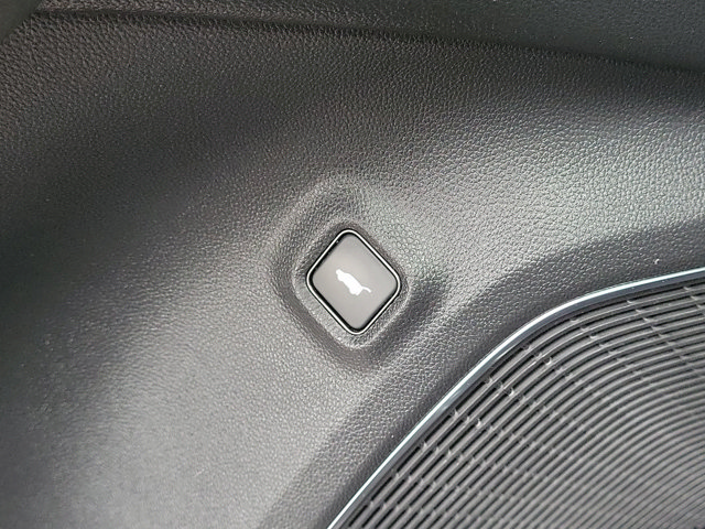 Used 2025 Acura MDX FWD image 29