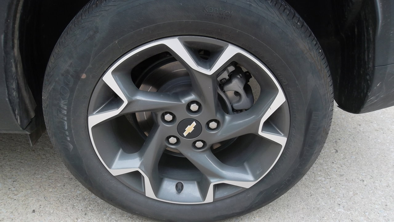 Used 2025 Chevrolet Trax LT w/ LT Convenience Package image 22